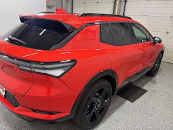 2025 Chevrolet Equinox EV RS