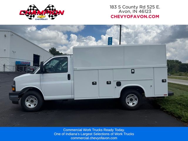 2025 Chevrolet Express 3500 Work Van