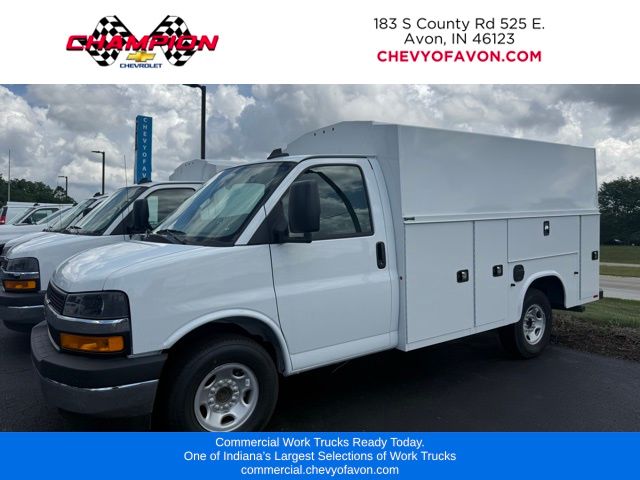 2025 Chevrolet Express 3500 Work Van