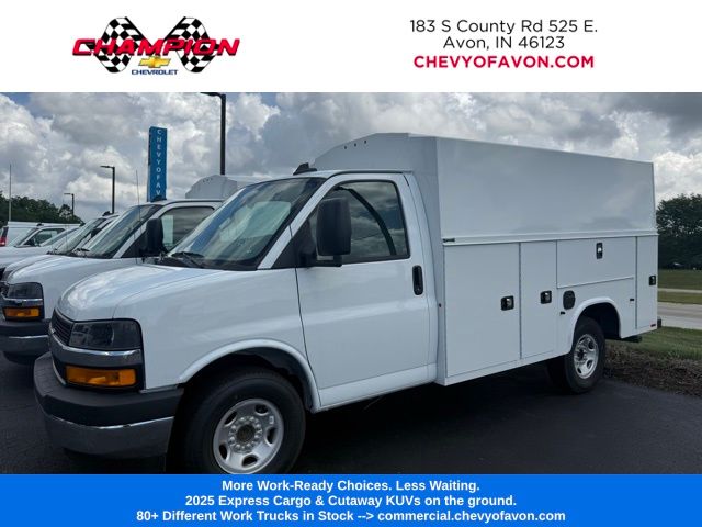 2025 Chevrolet Express 3500 Work Van