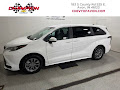 2025 Toyota Sienna LE