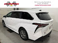 2025 Toyota Sienna LE
