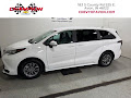 2025 Toyota Sienna LE
