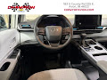 2025 Toyota Sienna LE